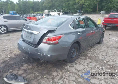 2015 Nissan Altima 2.5 S из США, поврежденный, VIN 1N4AL3AP4FN383189